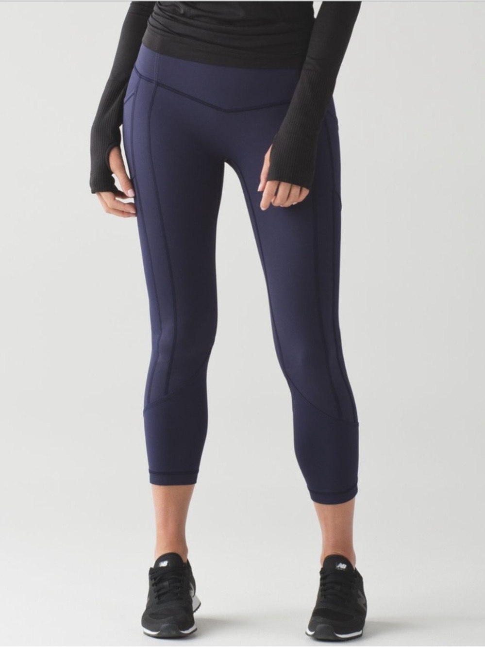 Lululemon All The Right Places Crop II sz 8